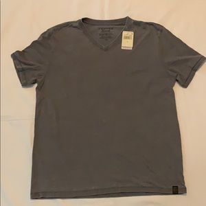 NEW! Men’s V-Neck Lucky Brand T-Shirt